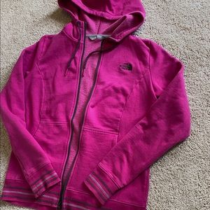 Pink sweatshirt north face stretchy fabric